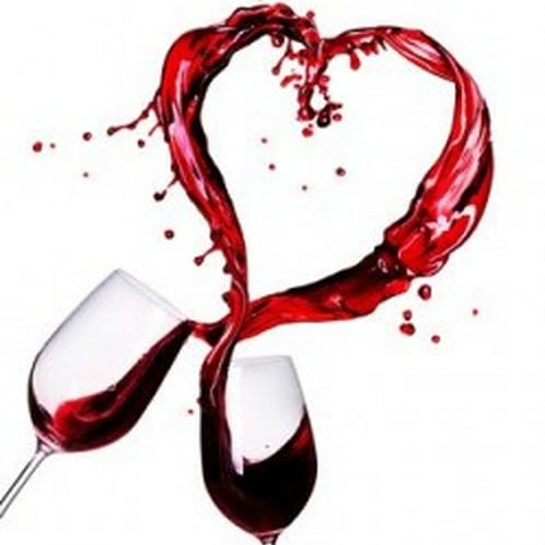 coeur vin trois fois vin saint-valentin beaujolais vin rouge amour saint-amour